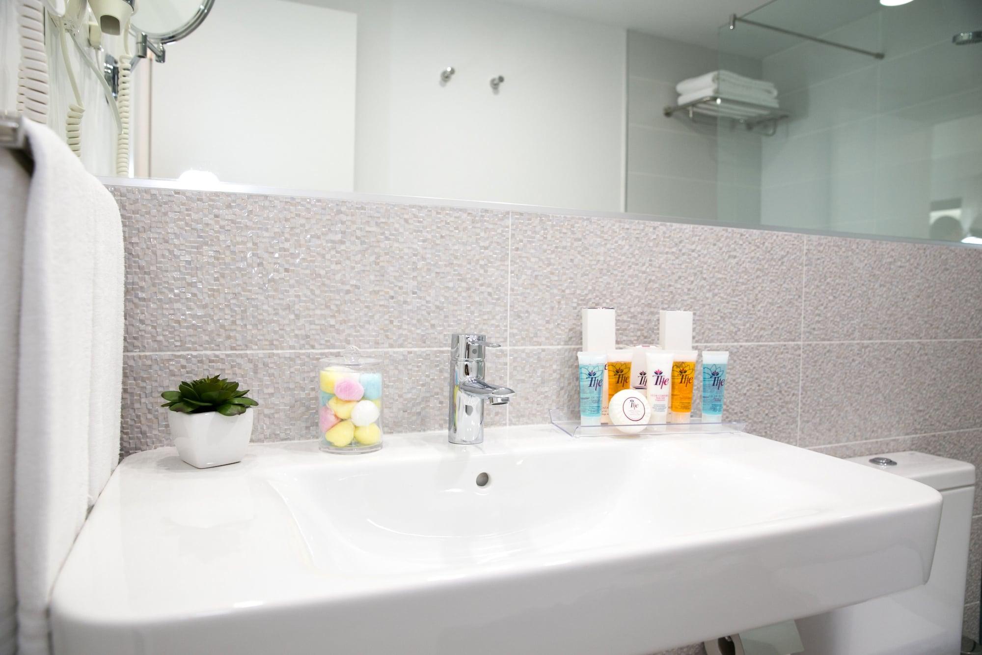 Livvo Anamar Hotel 4*