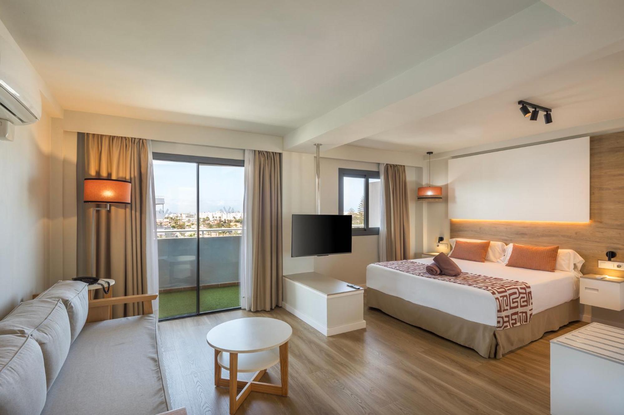 Hotel Livvo Anamar